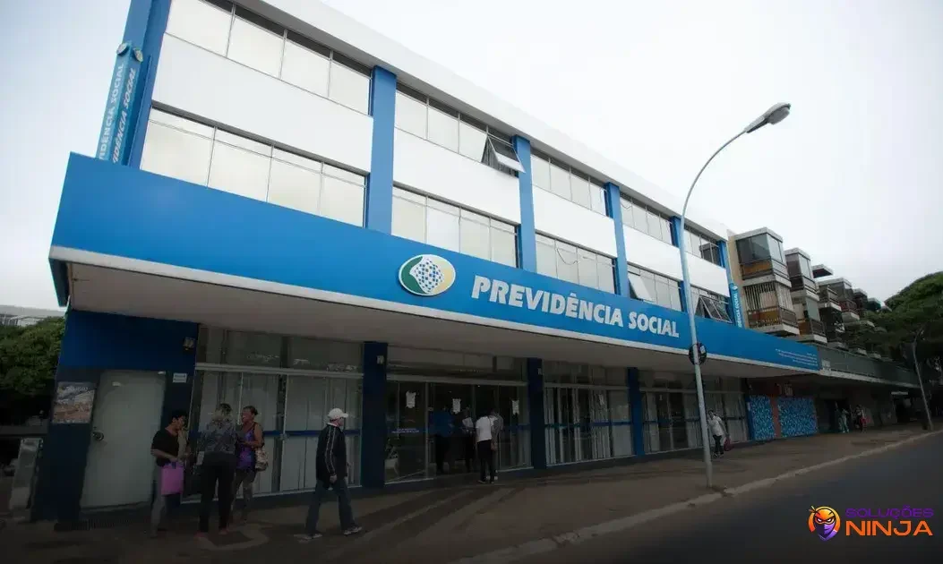 Governo planeja ressarcir aposentados vítimas de fraudes no INSS Governo planeja ressarcir aposentados vítimas de fraudes no INSS