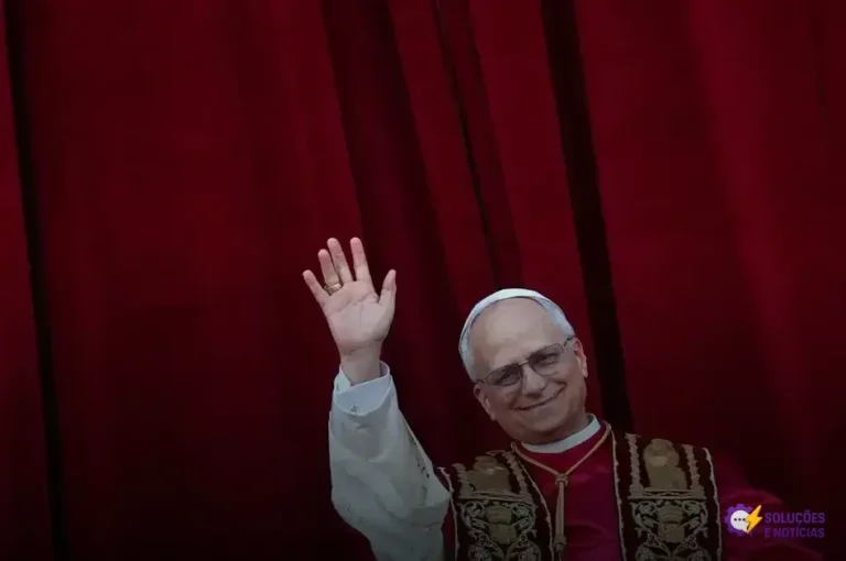 Papa Leão XIV visita escolas de São Paulo durante Jornada de 2013