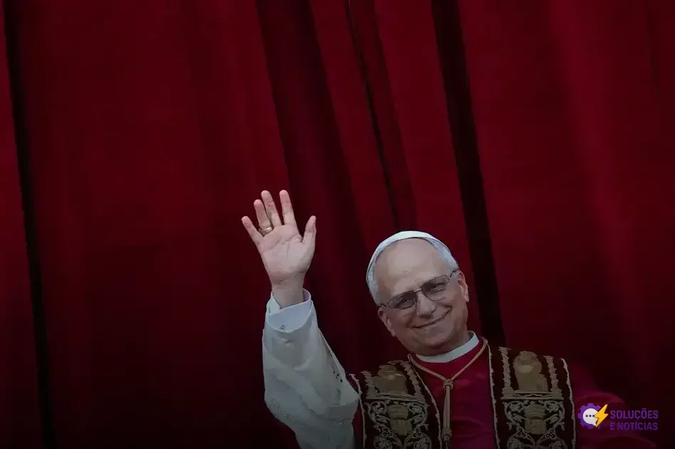 Papa Leão XIV visita escolas de São Paulo durante Jornada de 2013